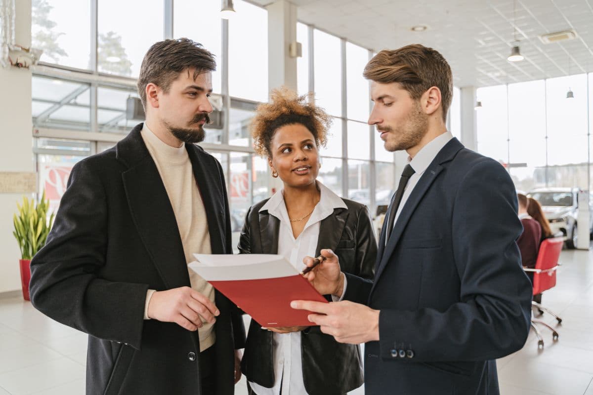 renting vs leasing